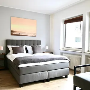 Arthouse Im Pantaleonsviertel Keulen